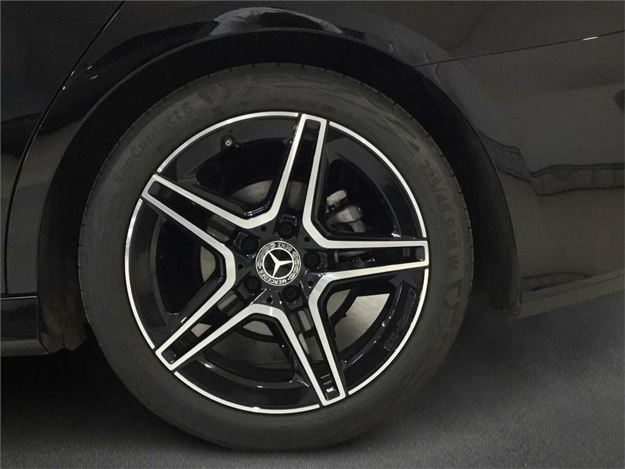 Mercedes Clase A 180 Sedán - Foto 2