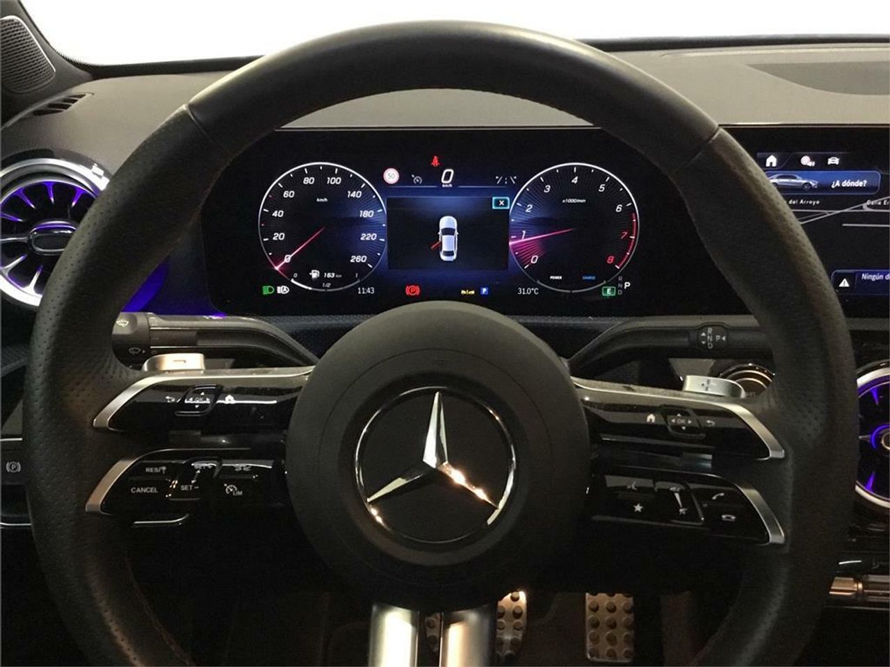 Mercedes Clase A 180 Sedán - Foto 2