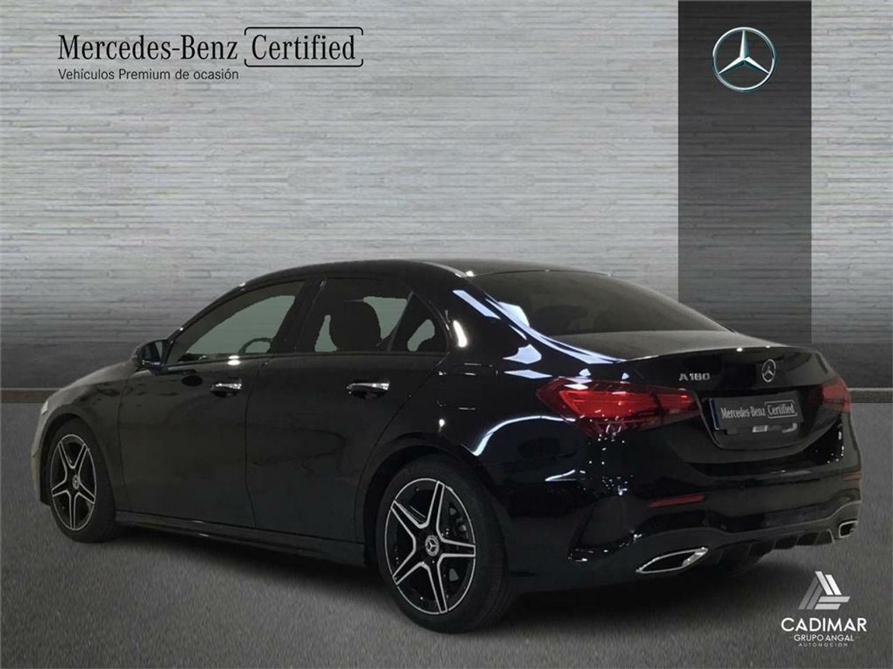 Mercedes Clase A 180 Sedán - Foto 2