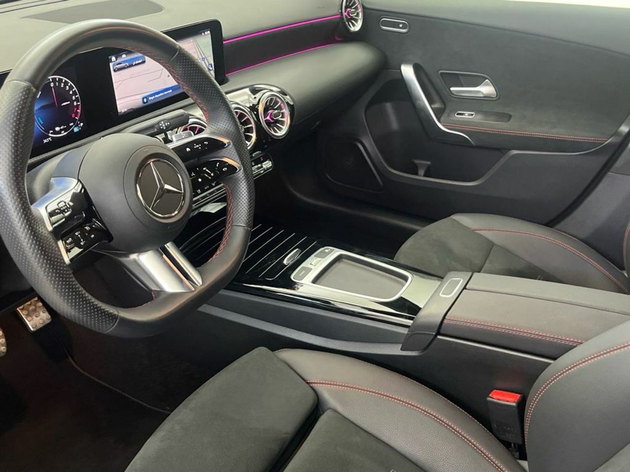 Mercedes Clase A 250 e Compacto - Foto 2