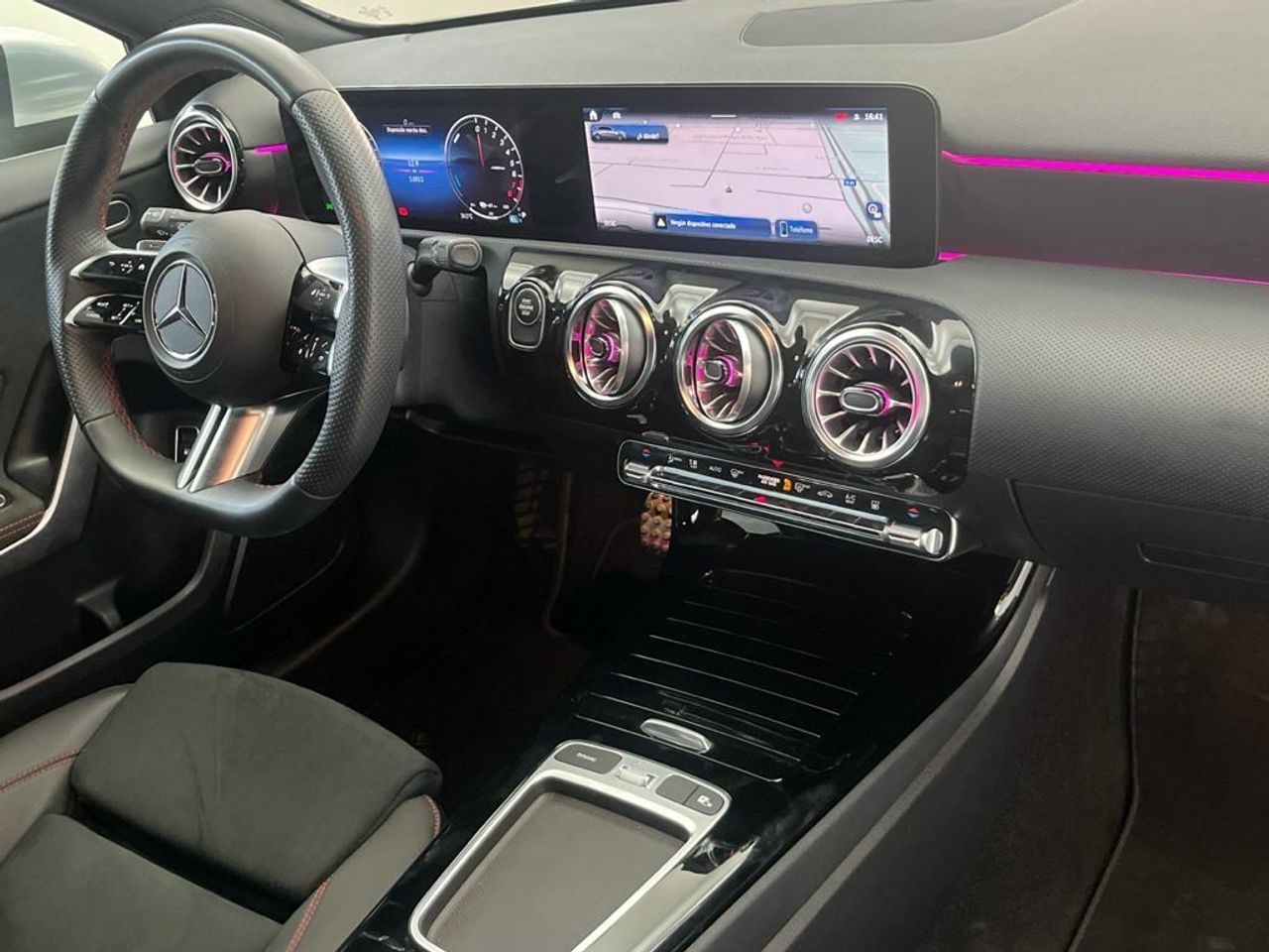 Mercedes Clase A 250 e Compacto - Foto 2