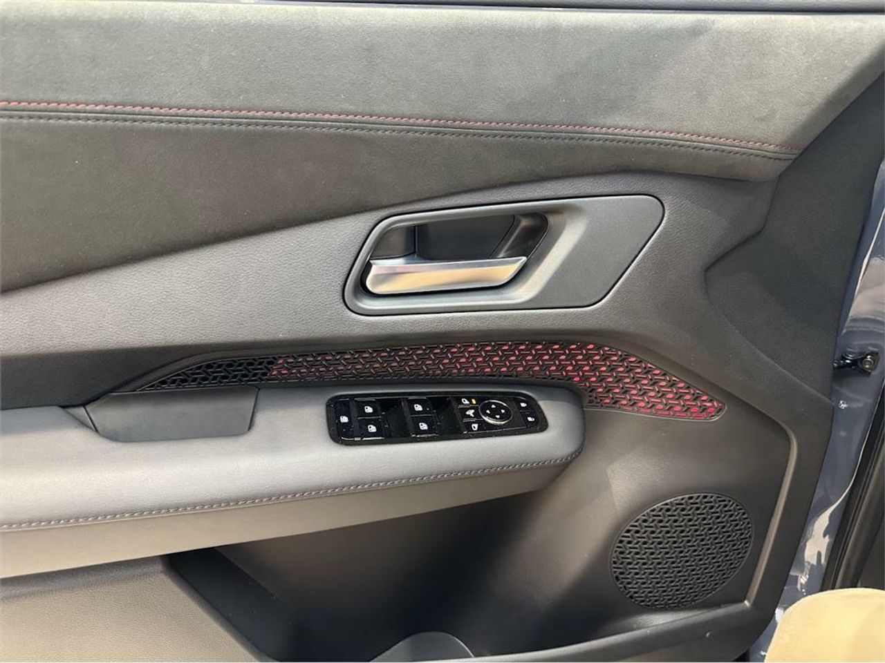 Nissan Ariya ARIYA 5p 87kWh e-4ORCE NISMO - Foto 2