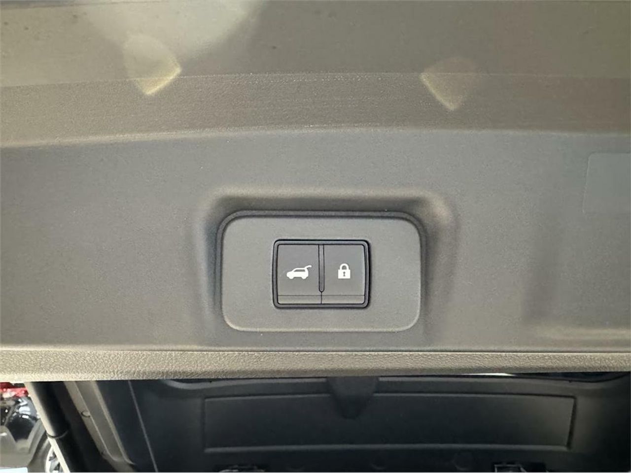 Nissan Ariya ARIYA 5p 87kWh e-4ORCE NISMO - Foto 2