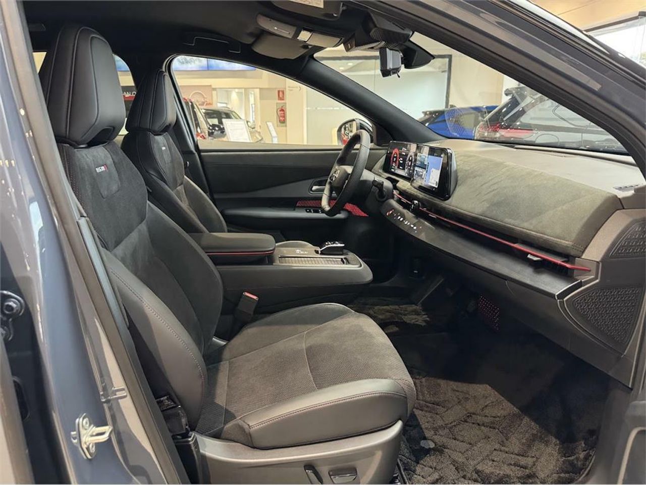 Nissan Ariya ARIYA 5p 87kWh e-4ORCE NISMO - Foto 2