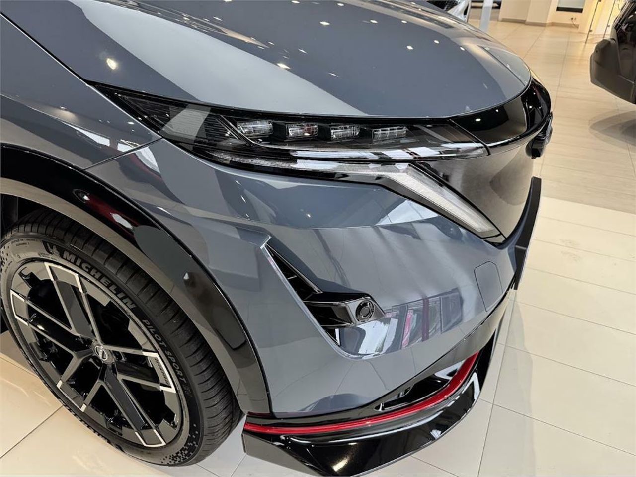 Nissan Ariya ARIYA 5p 87kWh e-4ORCE NISMO - Foto 2
