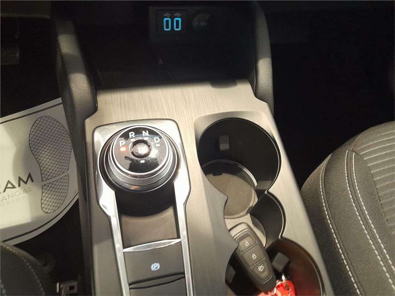 Ford Kuga Titanium 2.0 EcoBlue 140kW 4x4 Auto - Foto 2
