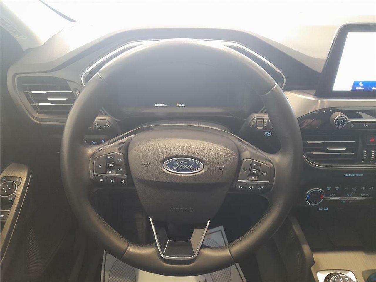 Ford Kuga Titanium 2.0 EcoBlue 140kW 4x4 Auto - Foto 2