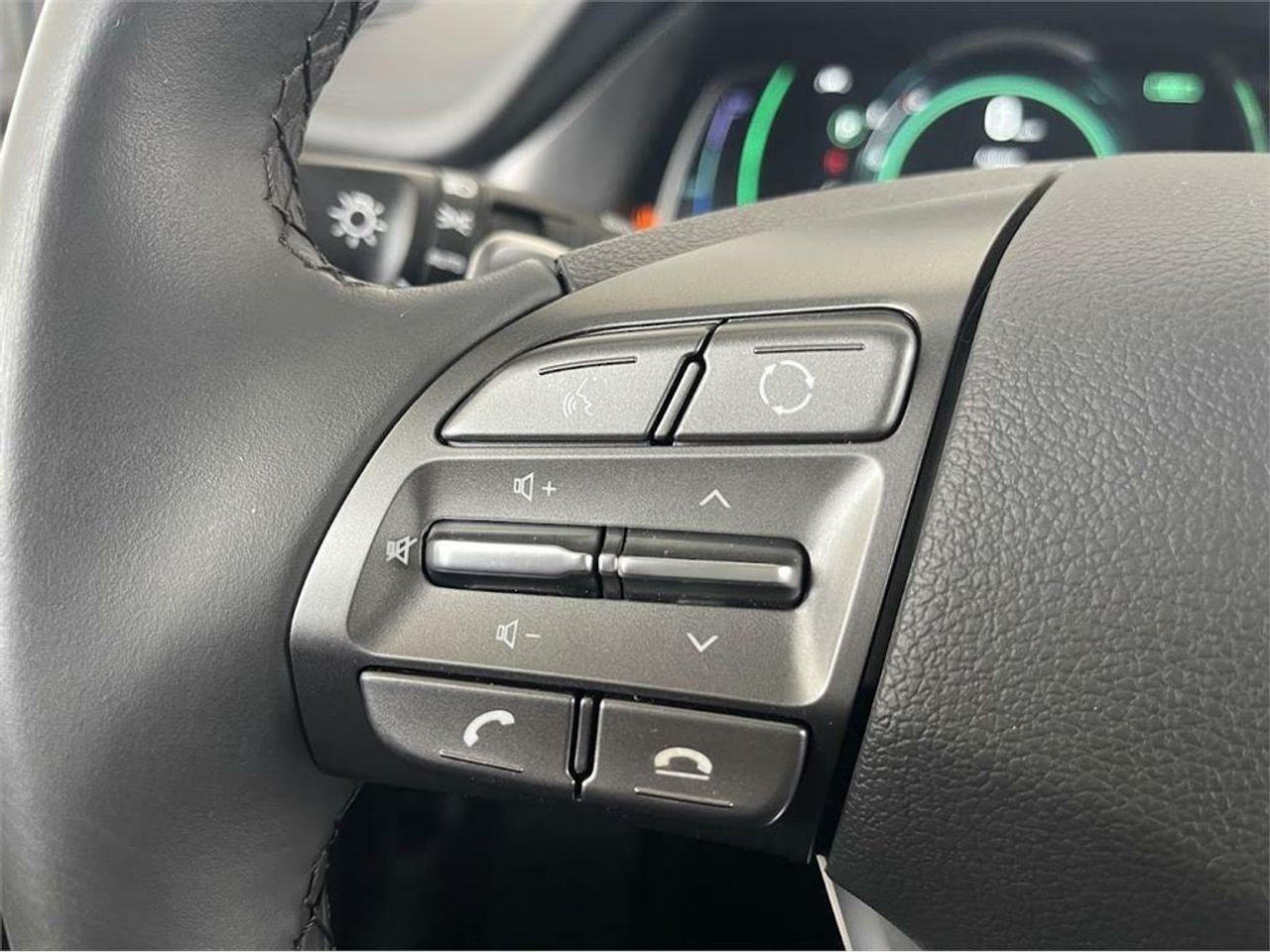 Hyundai IONIQ 1.6 GDI PHEV Tecno DCT - Foto 2