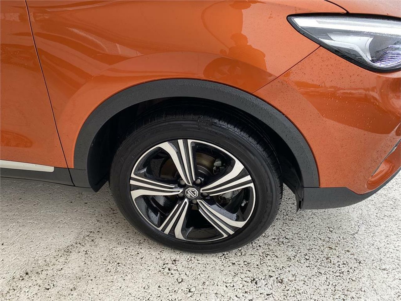 MG ZS 1.5 Luxury - Foto 2