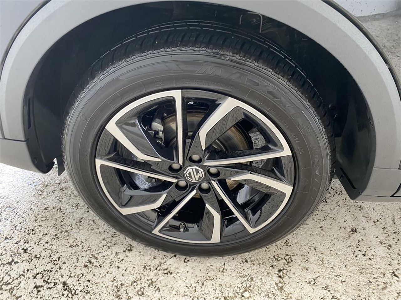 MG ZS 1.5 Luxury - Foto 2