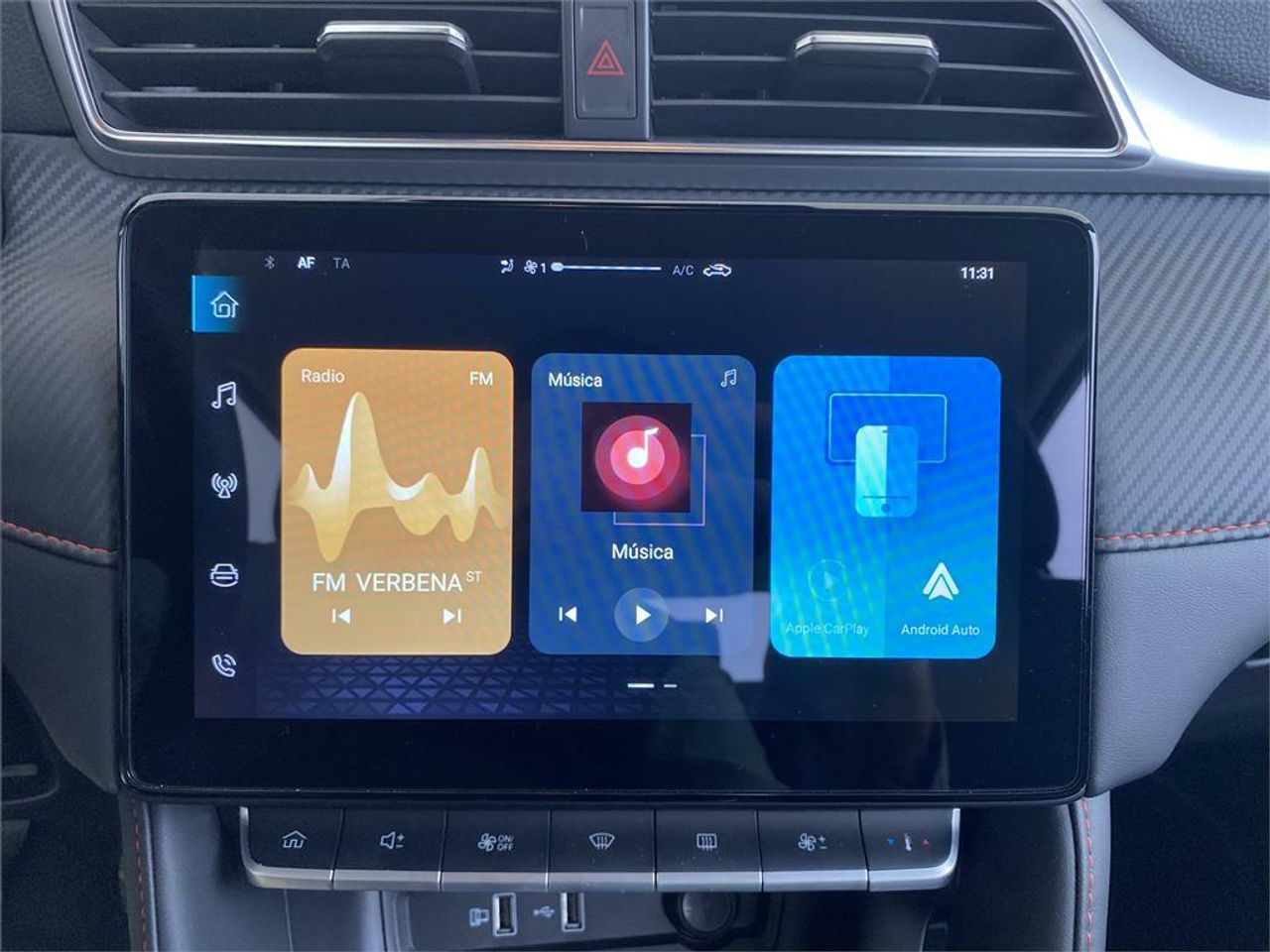 MG ZS 1.5 Luxury - Foto 2