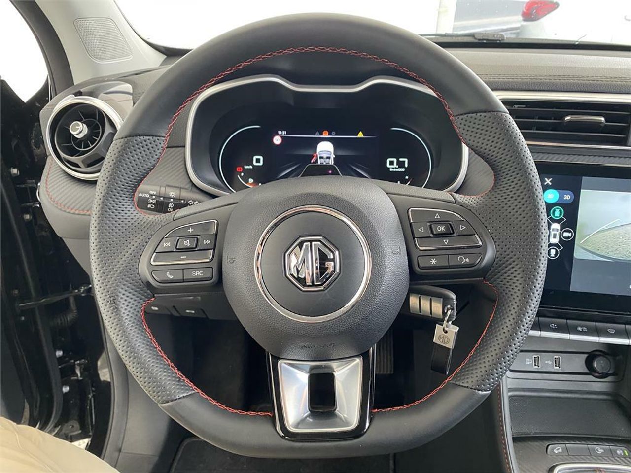 MG ZS 1.5 Luxury - Foto 2