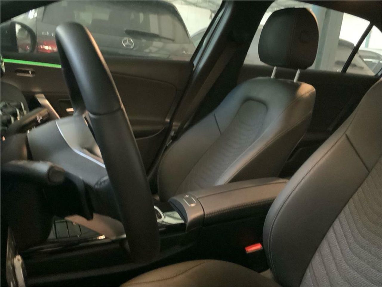 Mercedes Clase A 180 - Foto 2