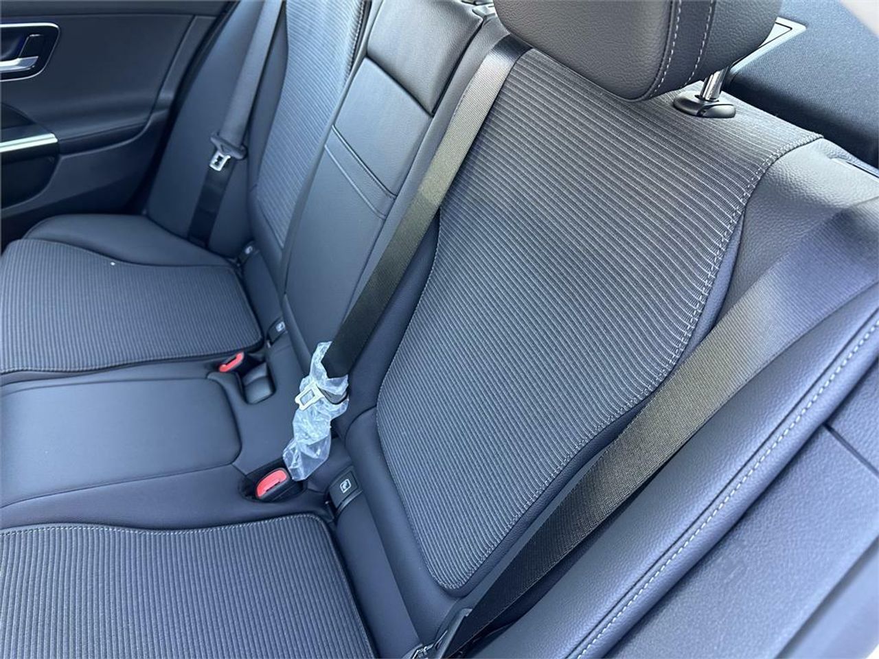 Mercedes Clase C 200 Berlina - Foto 2