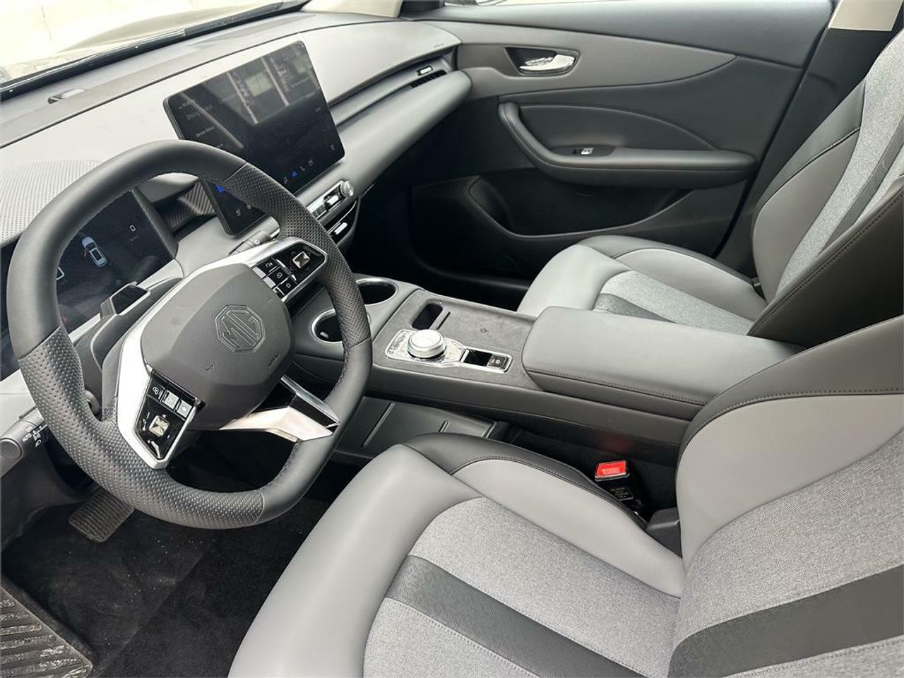 MG MGS5 EV 64kWh Luxury - Foto 2