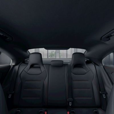 Mercedes CLA 180 AMG Line (EURO 6d)