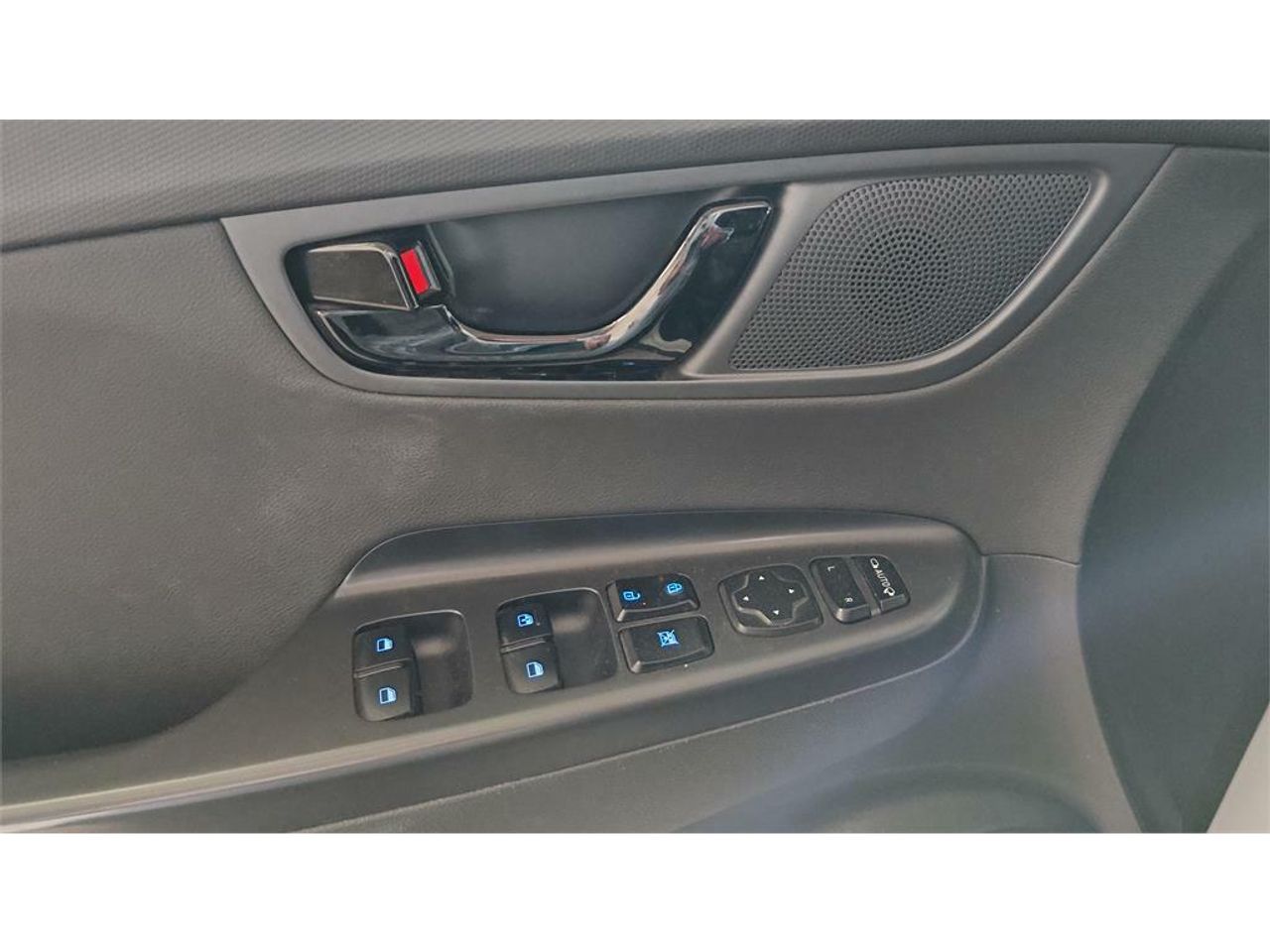 Hyundai Kona 1.6 CRDI 85kW (115CV) Tecno Red 2C 4X2 - Foto 2