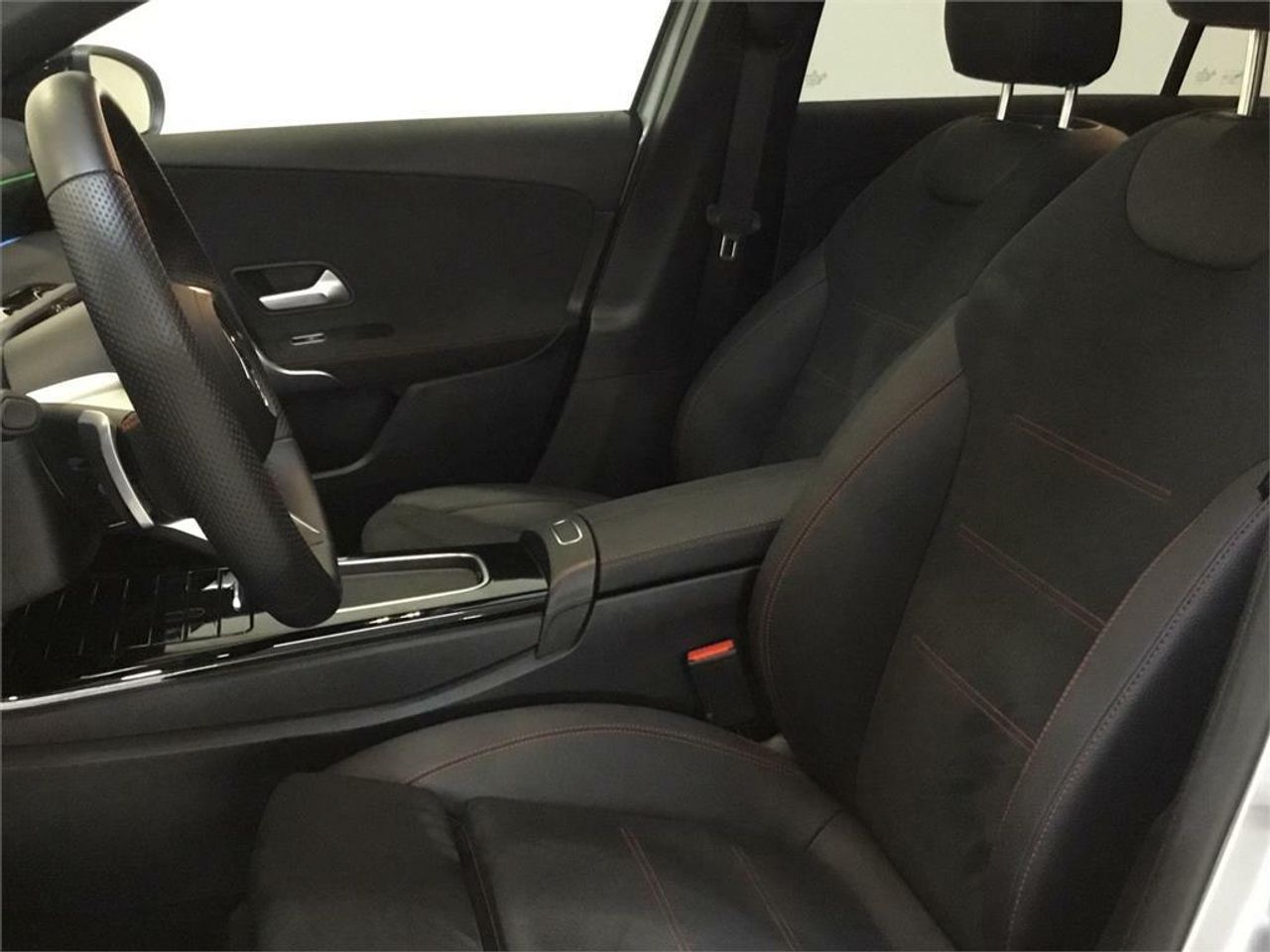 Mercedes Clase A 200 d - Foto 2