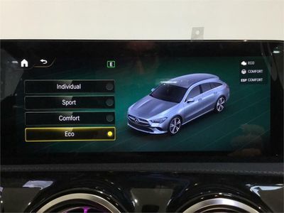 Mercedes CLA 200 D DCT Shooting Brake