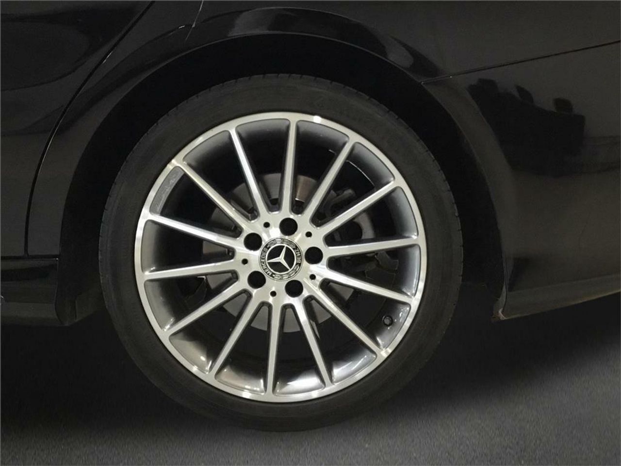 Mercedes CLA 200 Shooting Brake - Foto 2