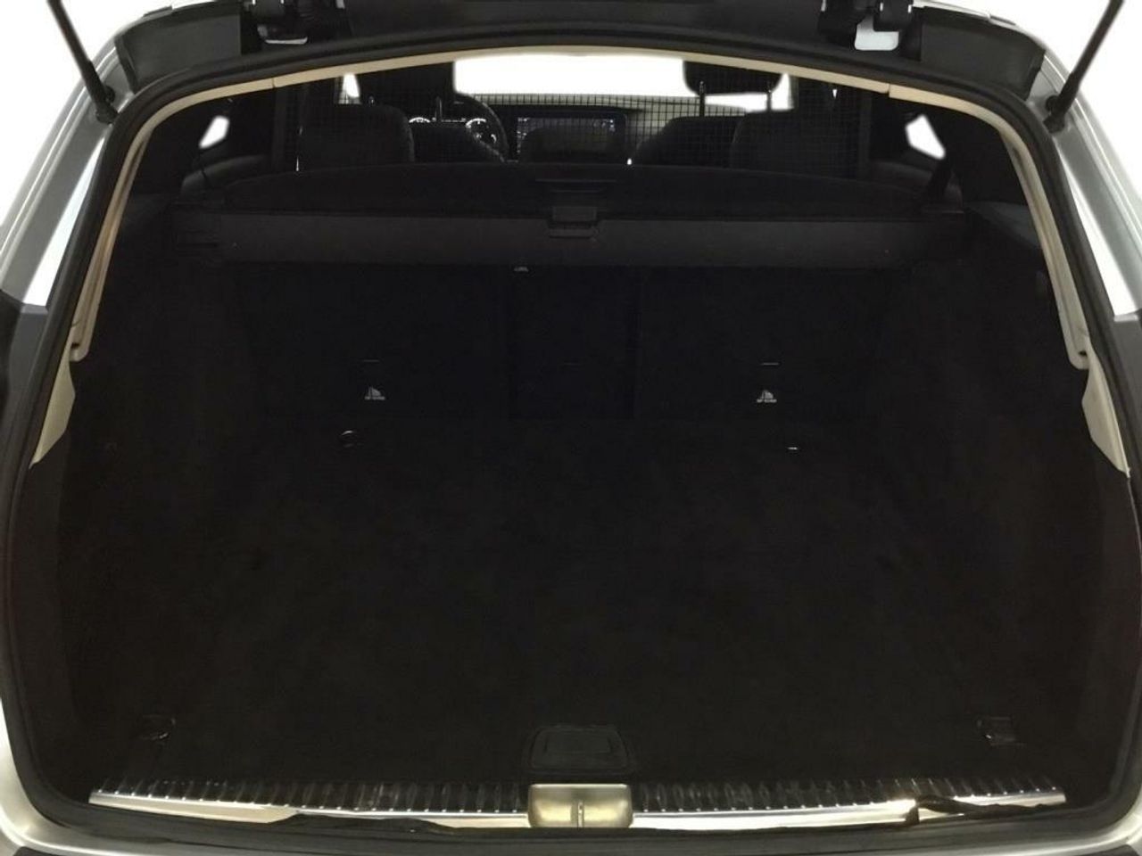 Mercedes Clase E 220 d 4MATIC All-Terrain - Foto 2