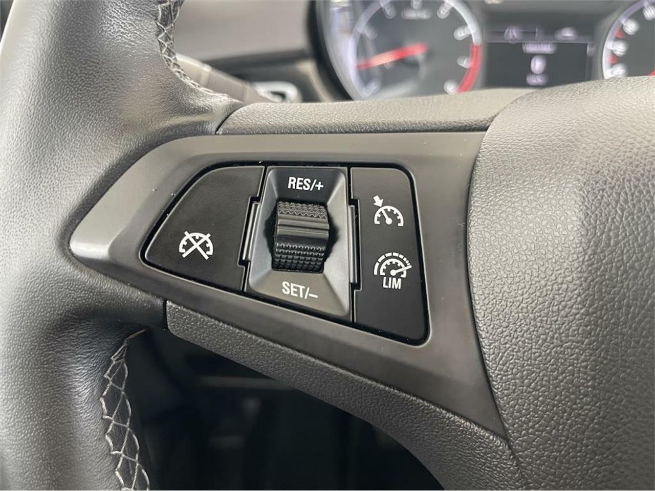 Opel Corsa 1.4 Selective 66kW (90CV) - Foto 2