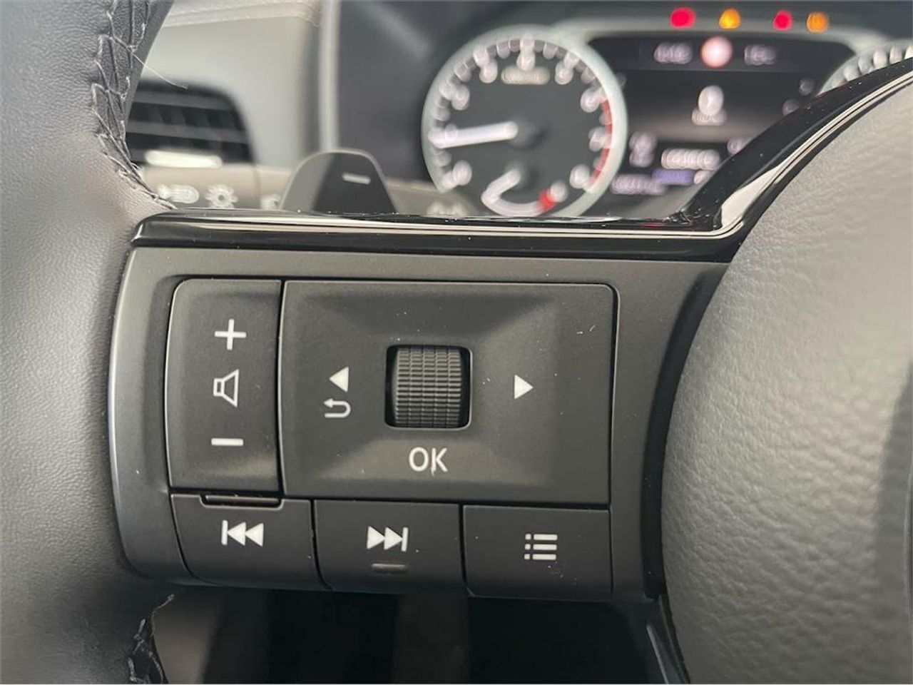 Nissan Qashqai DIG-T 116kW (158CV) mHEV Xtronic Acenta - Foto 2