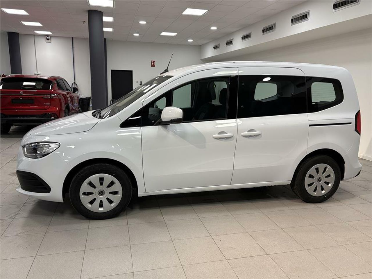 Mercedes Clase T 180 d - Foto 2