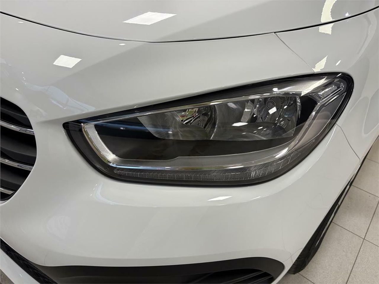 Mercedes Clase T 180 d - Foto 2