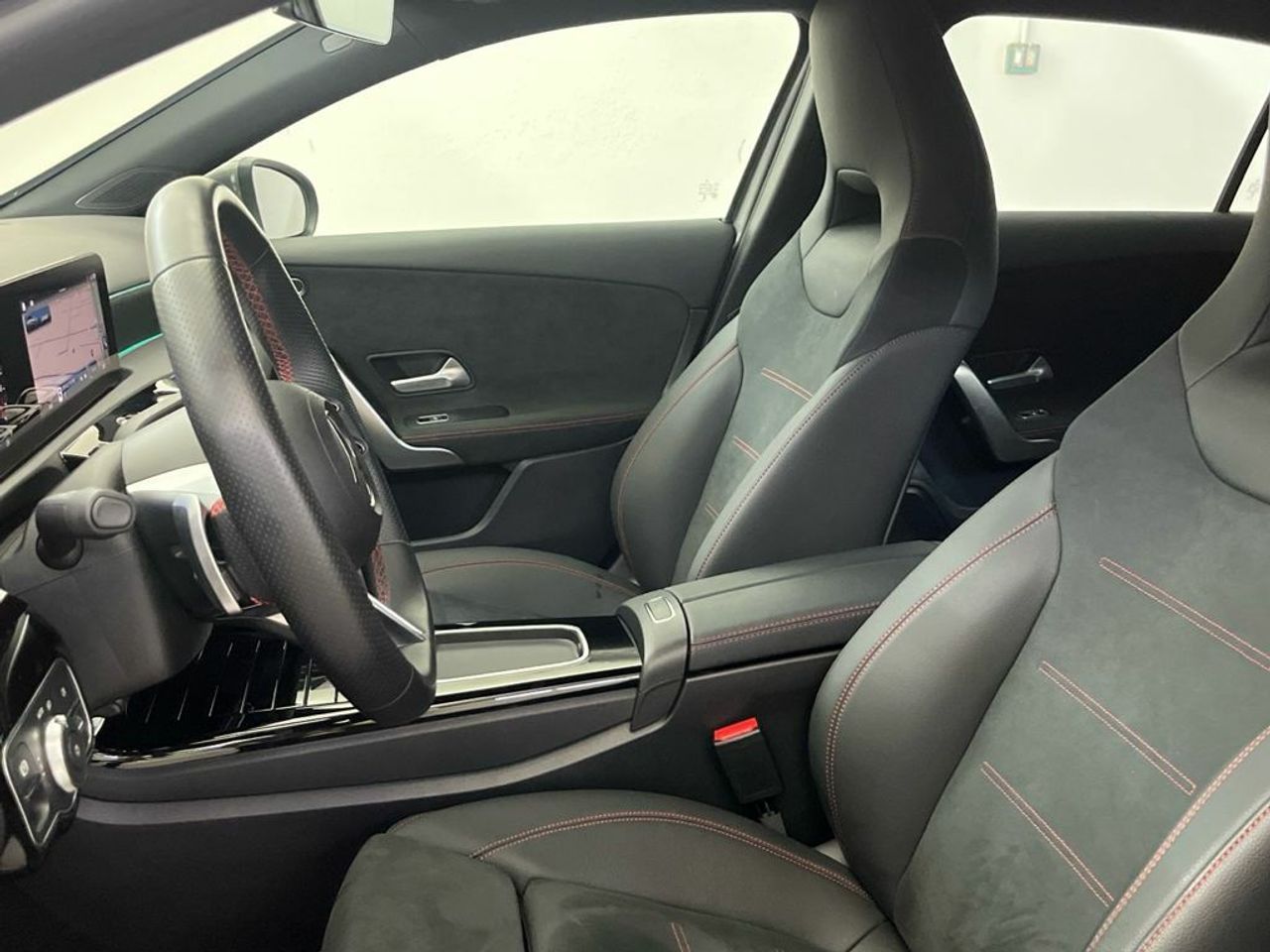 Mercedes Clase A 250 e Compacto - Foto 2