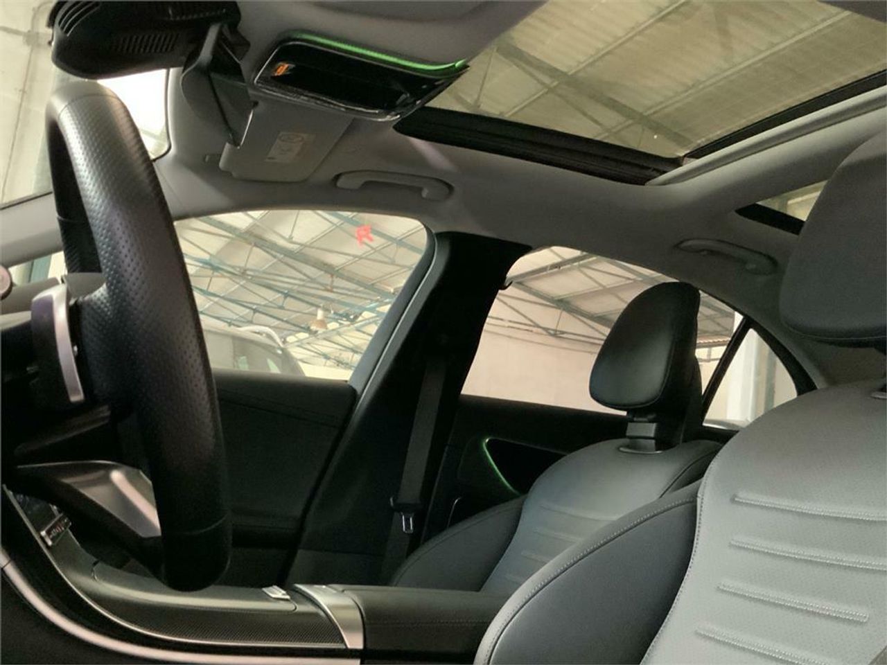 Mercedes Clase C 300 e Berlina - Foto 2