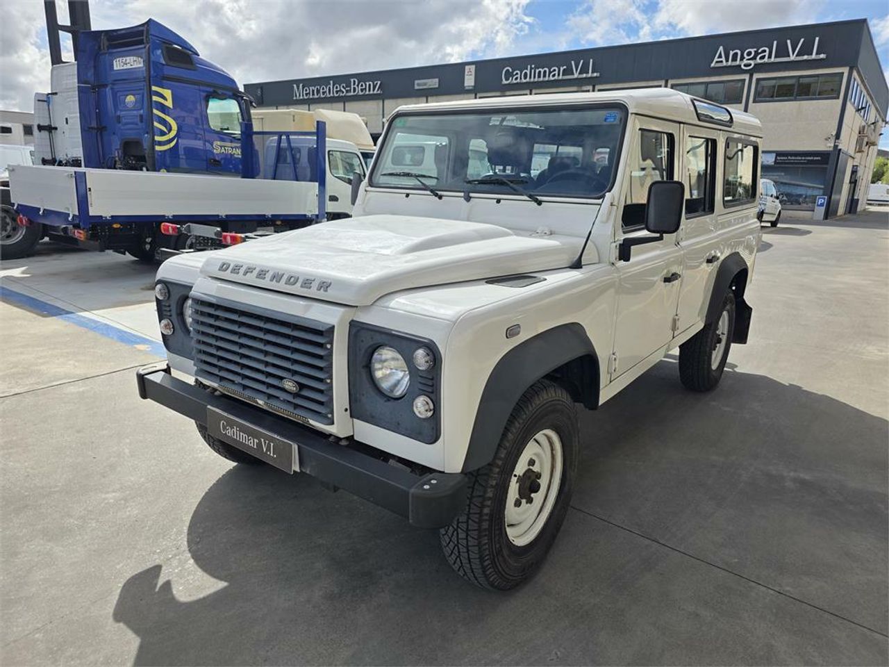 Land-Rover Defender 110 SW E - Foto 2