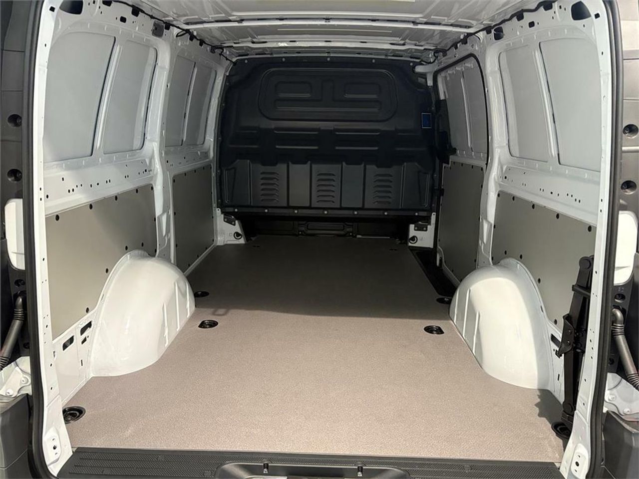 Mercedes Vito 110CDI 75kW furgón Pro larga - Foto 2