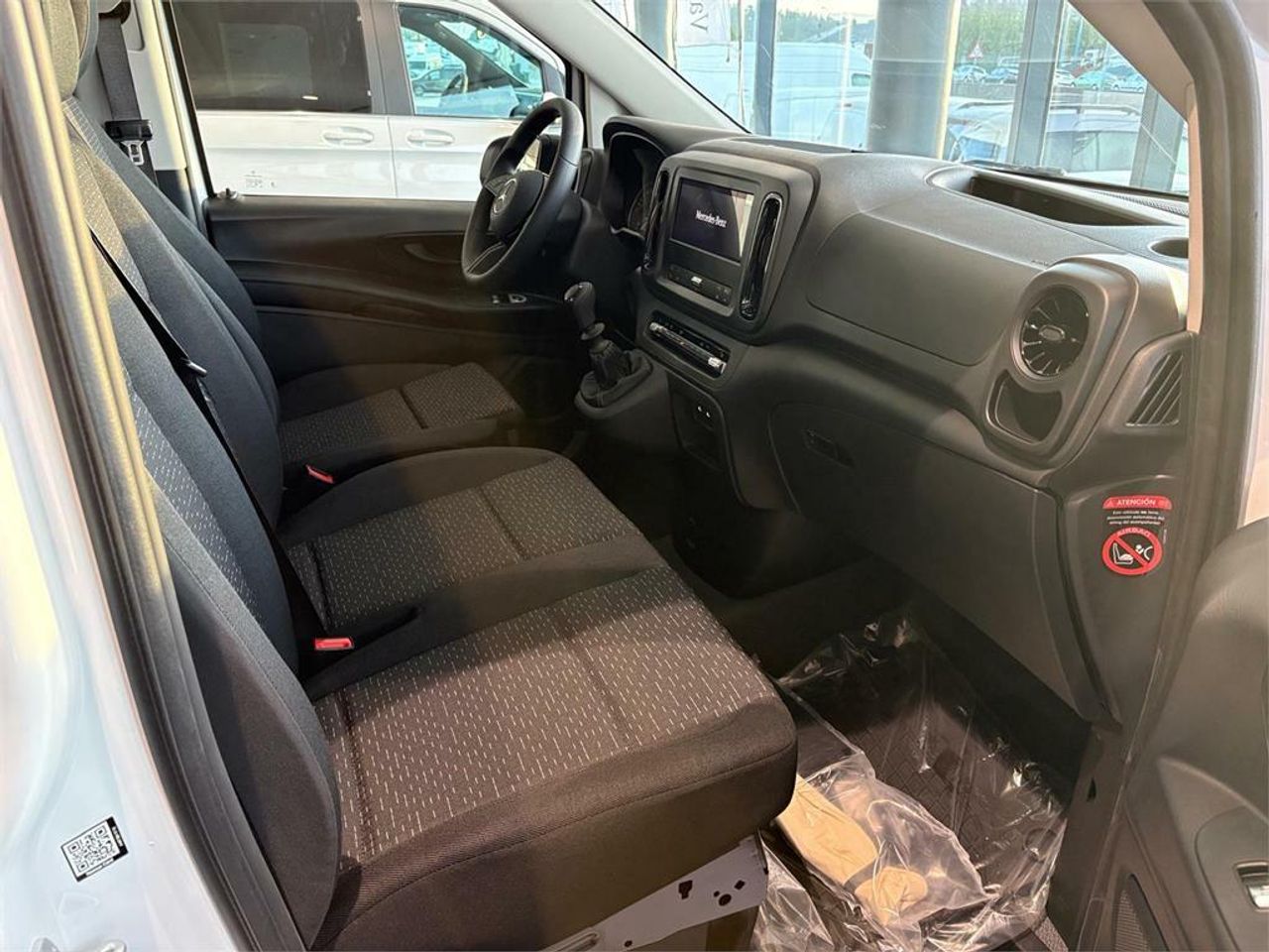Mercedes Vito 110CDI 75kW furgón Pro larga - Foto 2