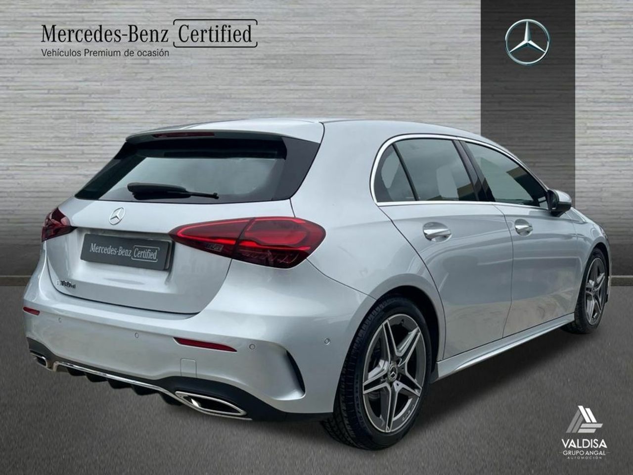 Mercedes Clase A 180 d Compacto - Foto 2