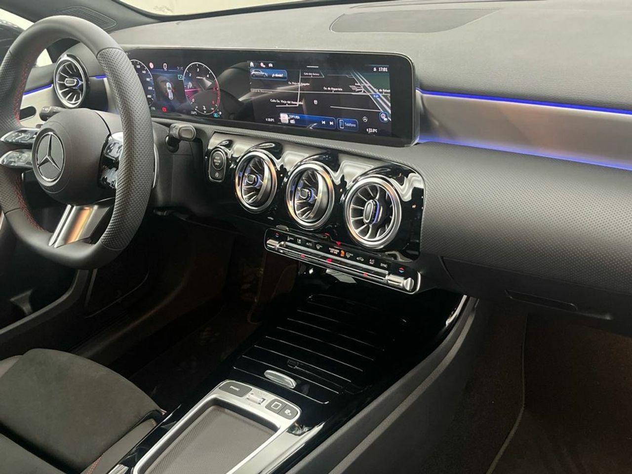 Mercedes Clase A 200 d - Foto 2