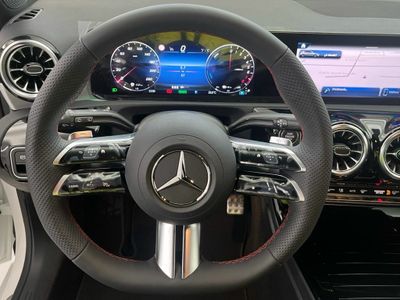Mercedes Clase A 250 e con tecnología híbrida EQ