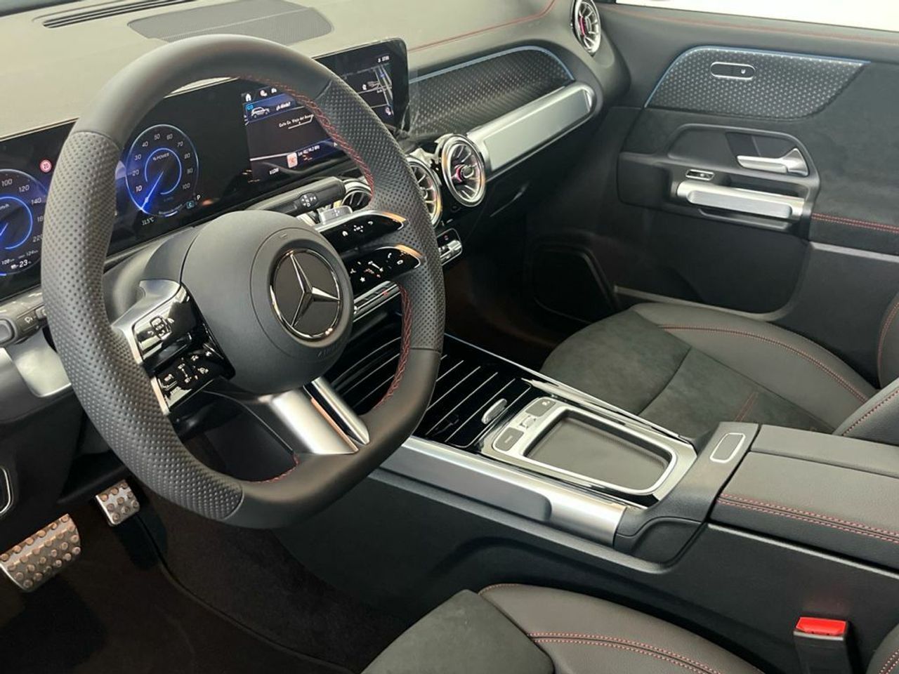 Mercedes EQB EQB 250+ - Foto 2