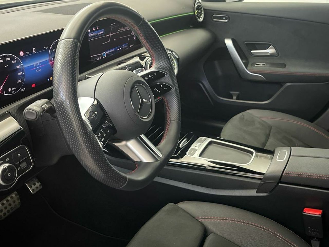 Mercedes Clase A 200 d - Foto 2