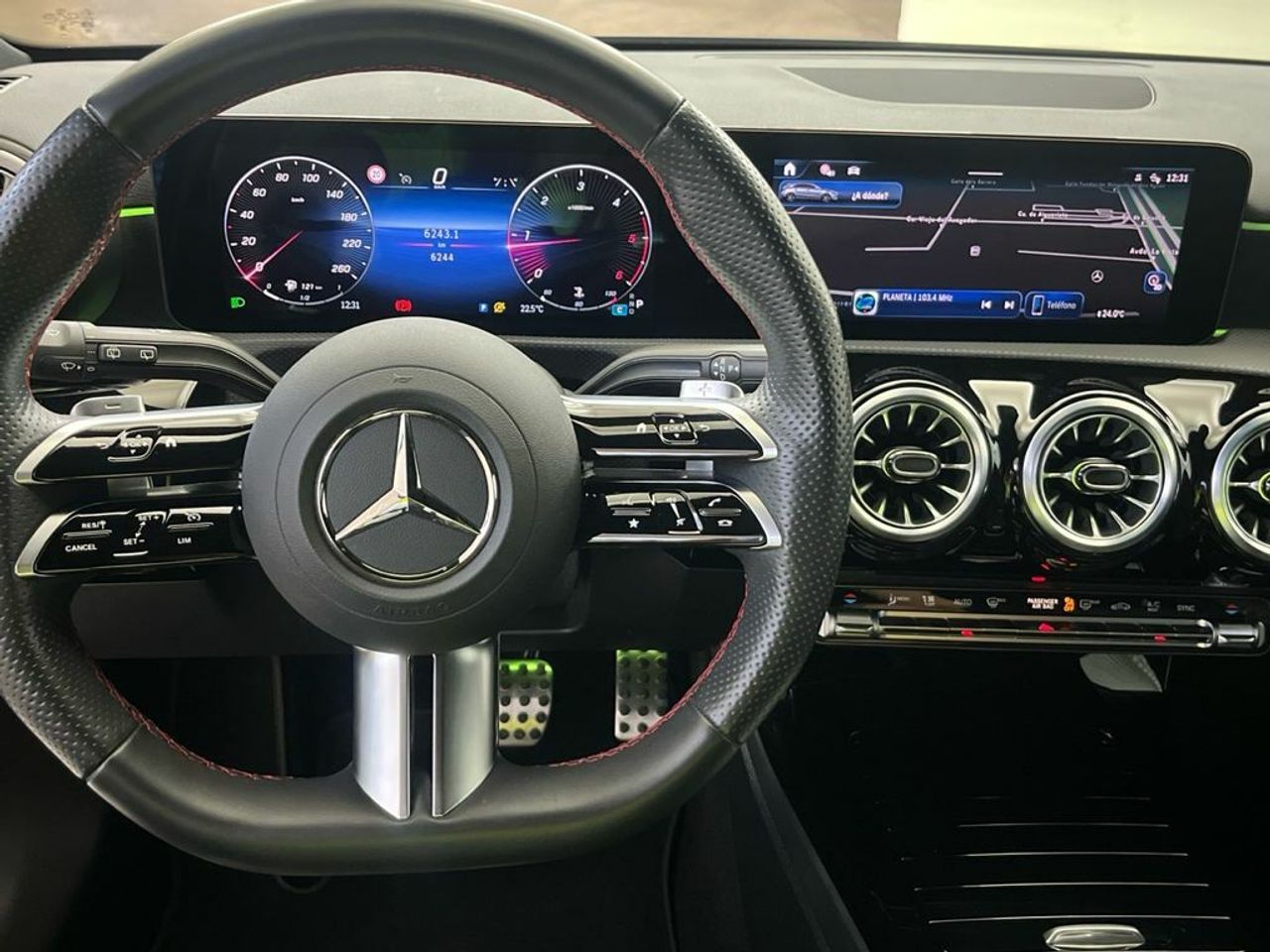 Mercedes Clase A 200 d - Foto 2