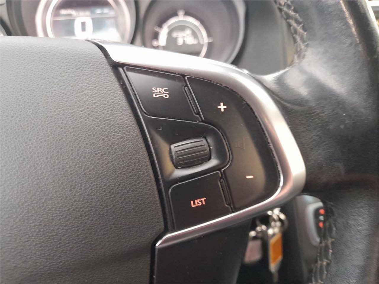 Citroën C4 BlueHDi 100 Feel Edition - Foto 2