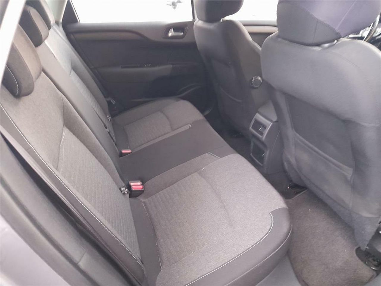 Citroën C4 BlueHDi 100 Feel Edition - Foto 2