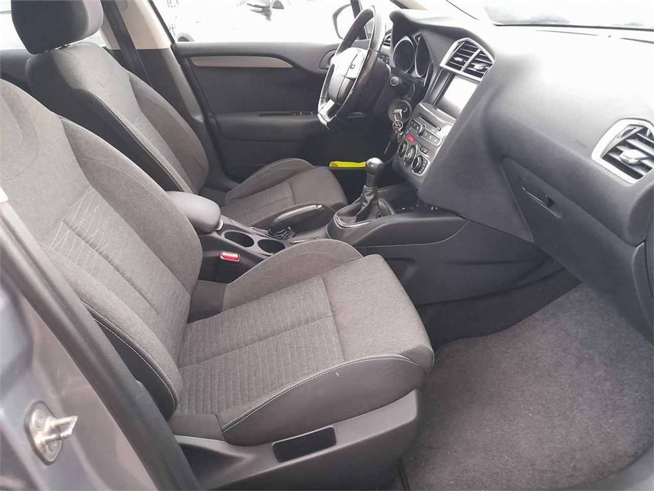 Citroën C4 BlueHDi 100 Feel Edition - Foto 2