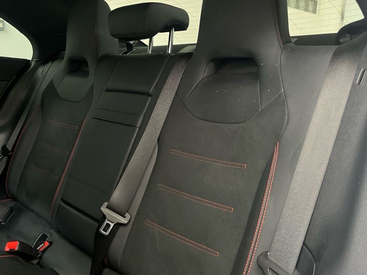 Mercedes CLA 220 d Coupé - Foto 2