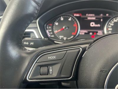 Audi A4 2.0 TDI clean d 150CV S line edition