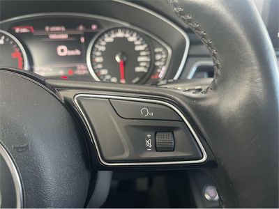 Audi A4 2.0 TDI clean d 150CV S line edition