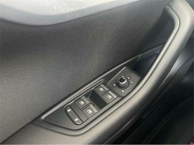 Audi A4 2.0 TDI clean d 150CV S line edition