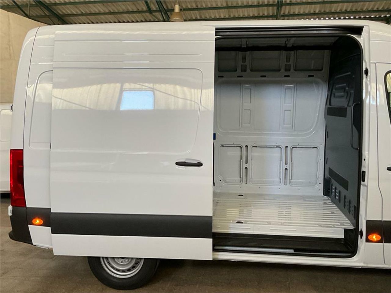 Mercedes Sprinter 311 CDI MEDIO PRO - Foto 2