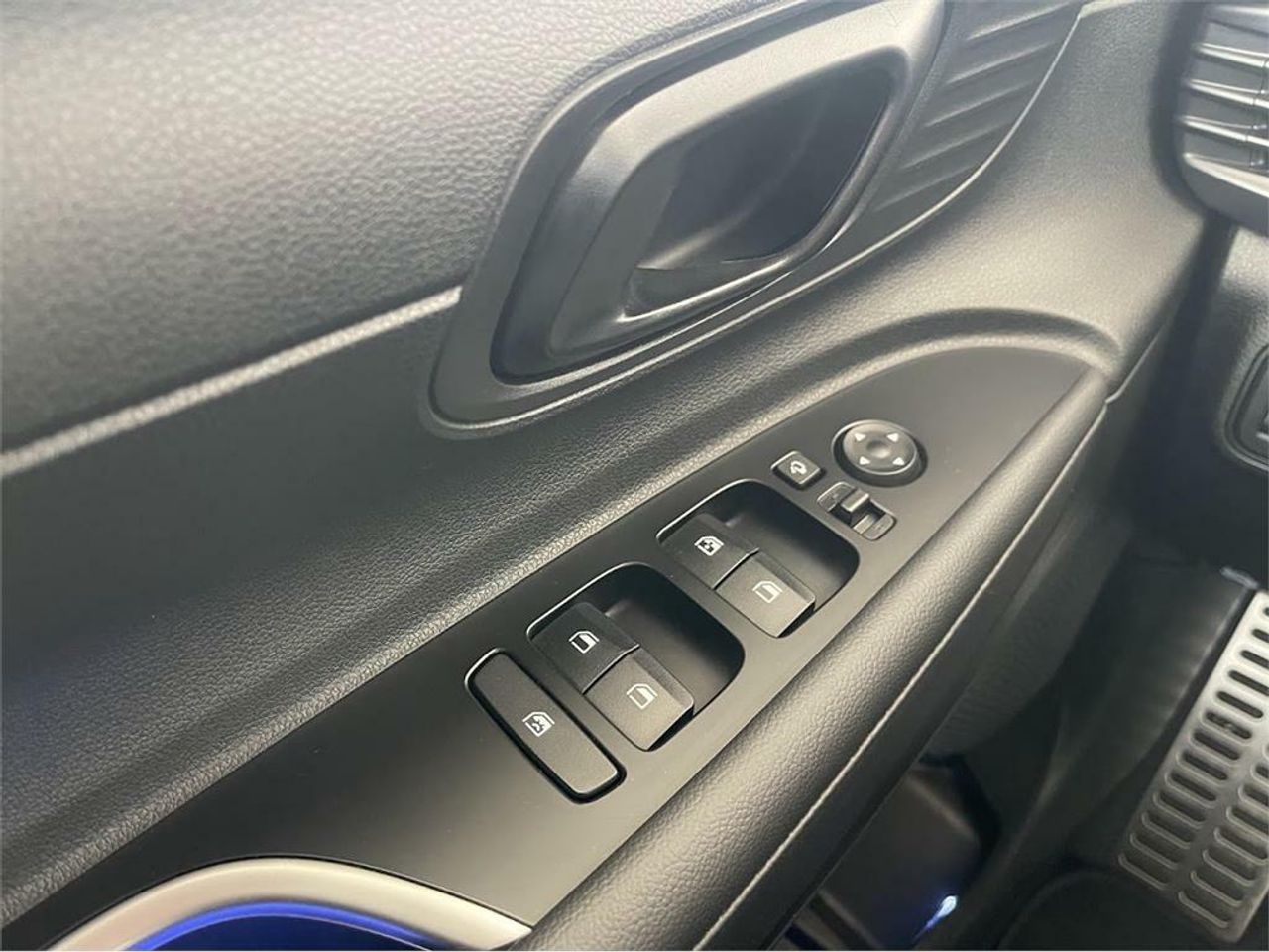 Hyundai Bayon 1.0 TGDI 74kW (100CV) 48V Maxx - Foto 2