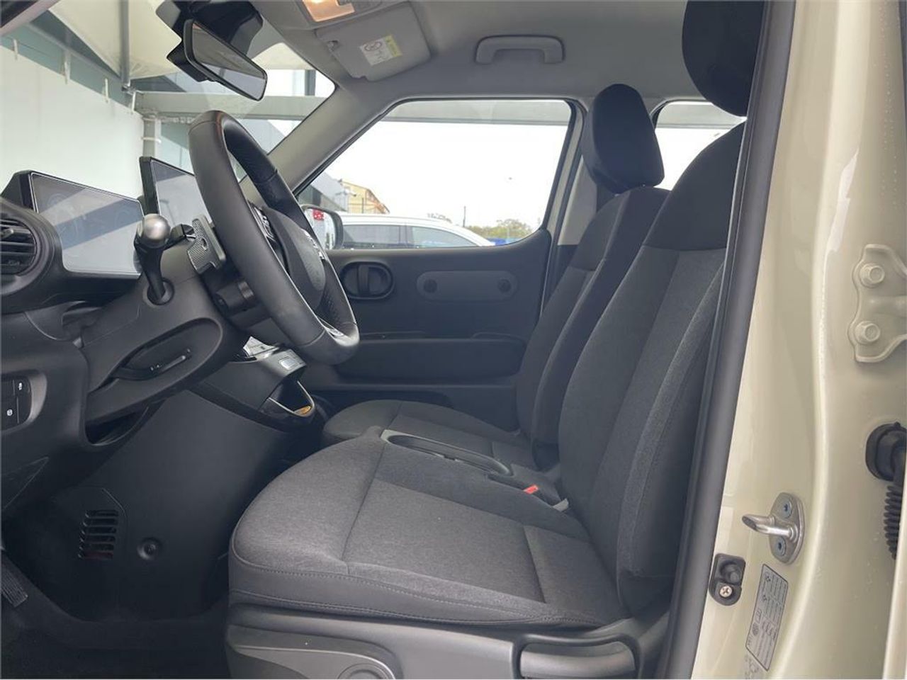 Hyundai Inster 42KWH 71KW (97CV) Klass - Foto 2